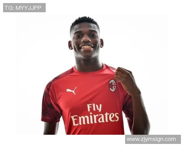 拉斐尔莱奥：足球场上的璀璨明星与未来之星的崛起之路